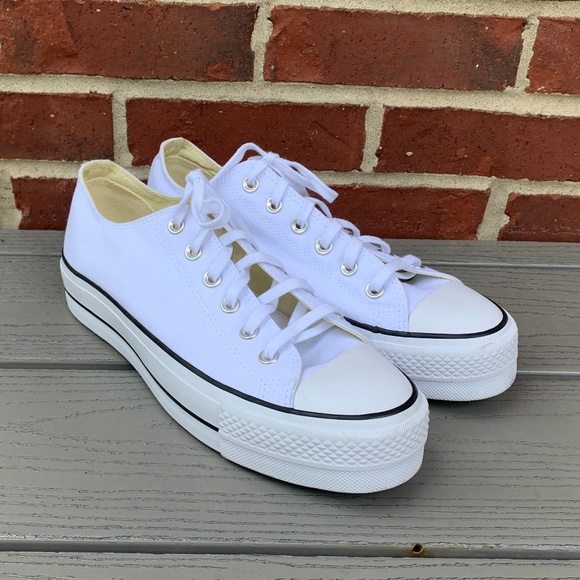 Chuck Taylor All Star Platform Sneakers - Picture 2 of 12